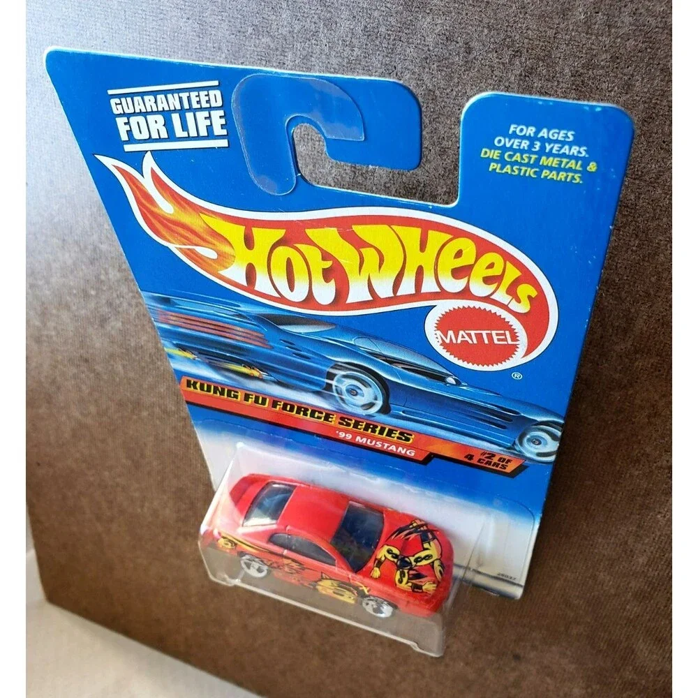 VTG 2000 Hot Wheel '99 MUSTANG Red KUNG FU FORCE Series #2/5 1:64 3 Spoke #26037